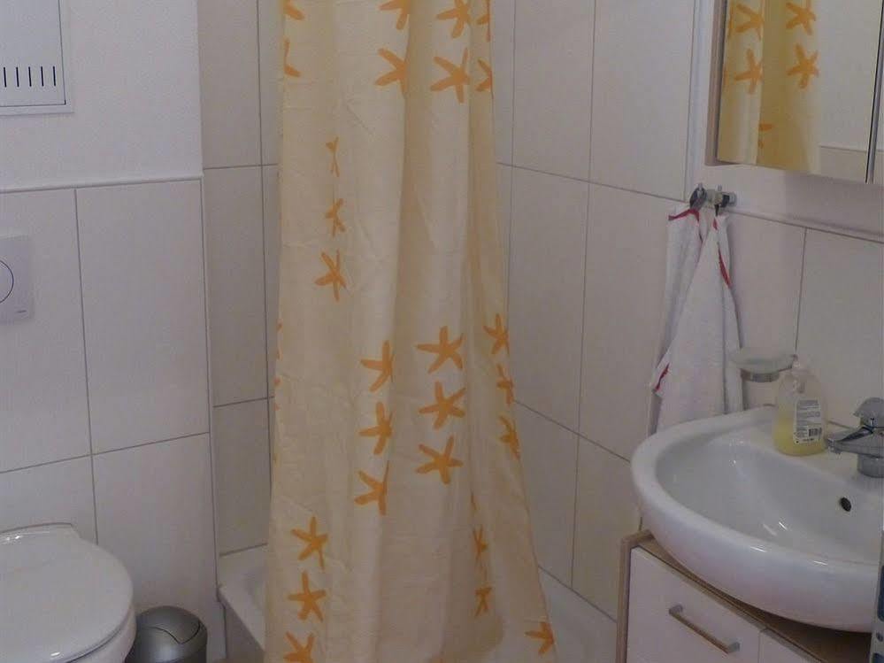 Apartmenthaus B34 Erlangen Kültér fotó